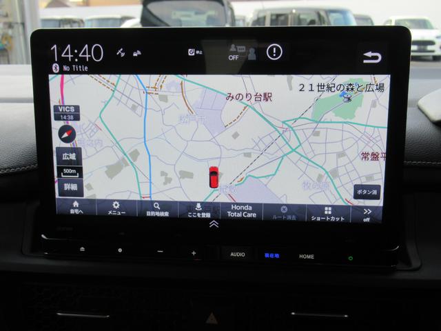 ステップワゴン ｅ：ＨＥＶスパーダ　衝突被害軽減ブレーキ　ＡＣＣ　前後ドラレコ　純正メモリーナビ　Ｂカメラ　ＴＶ　ＣＤ　ＤＶＤ　ＵＳＢ　ＢＴ　両側ＰＳＤ　後席モニタ　純正ＡＷ　ＬＥＤ　Ｓヒータ　Ｐテールゲート　ＥＴＣ　１オーナ　禁煙車（5枚目）