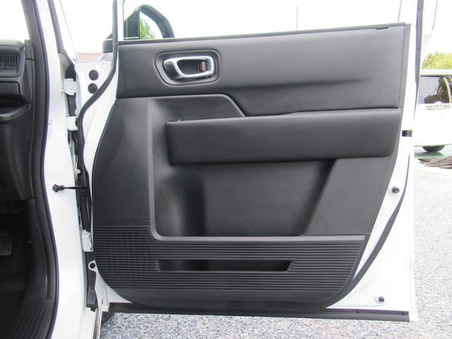 ステップワゴン ｅ：ＨＥＶスパーダ　衝突被害軽減ブレーキ　ＡＣＣ　前後ドラレコ　純正メモリーナビ　Ｂカメラ　ＴＶ　ＣＤ　ＤＶＤ　ＵＳＢ　ＢＴ　両側ＰＳＤ　後席モニタ　純正ＡＷ　ＬＥＤ　Ｓヒータ　Ｐテールゲート　ＥＴＣ　１オーナ　禁煙車（35枚目）