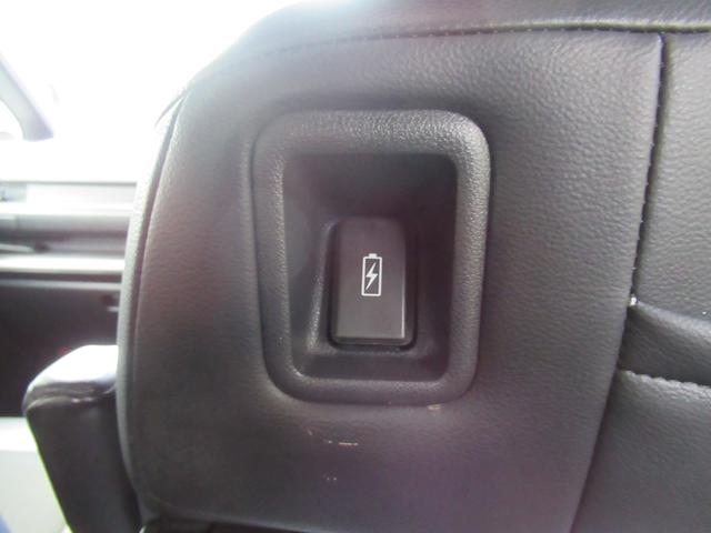 ステップワゴン ｅ：ＨＥＶスパーダ　衝突被害軽減ブレーキ　ＡＣＣ　前後ドラレコ　純正メモリーナビ　Ｂカメラ　ＴＶ　ＣＤ　ＤＶＤ　ＵＳＢ　ＢＴ　両側ＰＳＤ　後席モニタ　純正ＡＷ　ＬＥＤ　Ｓヒータ　Ｐテールゲート　ＥＴＣ　１オーナ　禁煙車（53枚目）