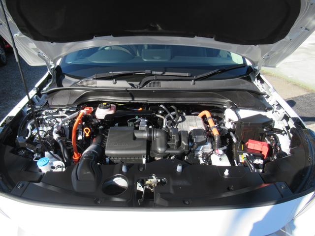 ヴェゼル ｅ：ＨＥＶ　Ｘ・ＨｕＮＴパッケージ　衝突被害軽減ブレーキ　ＡＣＣ　ドラレコ　純正メモリーナビ　Ｂカメラ　フルセグＴＶ　ＣＤ　ＤＶＤ　ＵＳＢ入力端子　ＢＴ　純正ＡＷ　ＬＥＤ　クリアランスソナー　ルーフレール　ＥＴＣ２．０　１オーナ　禁煙車（20枚目）