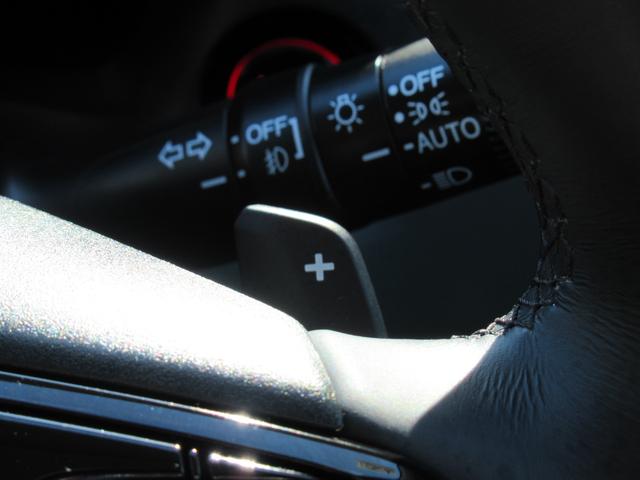 ヴェゼル ｅ：ＨＥＶ　Ｘ・ＨｕＮＴパッケージ　衝突被害軽減ブレーキ　ＡＣＣ　ドラレコ　純正メモリーナビ　Ｂカメラ　フルセグＴＶ　ＣＤ　ＤＶＤ　ＵＳＢ入力端子　ＢＴ　純正ＡＷ　ＬＥＤ　クリアランスソナー　ルーフレール　ＥＴＣ２．０　１オーナ　禁煙車（42枚目）