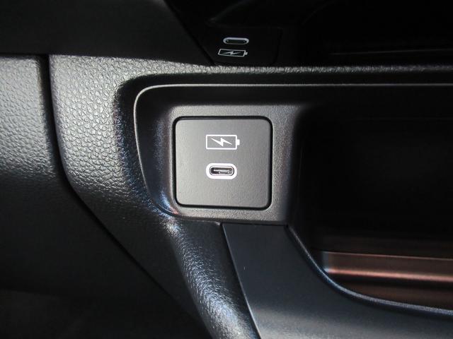 ヴェゼル ｅ：ＨＥＶ　Ｘ・ＨｕＮＴパッケージ　衝突被害軽減ブレーキ　ＡＣＣ　ドラレコ　純正メモリーナビ　Ｂカメラ　フルセグＴＶ　ＣＤ　ＤＶＤ　ＵＳＢ入力端子　ＢＴ　純正ＡＷ　ＬＥＤ　クリアランスソナー　ルーフレール　ＥＴＣ２．０　１オーナ　禁煙車（45枚目）