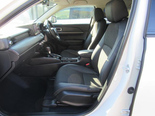 ヴェゼル ｅ：ＨＥＶ　Ｚ　衝突被害軽減ブレーキ　ＡＣＣ　ドラレコ　純正メモリーナビ　Ｂカメラ　フルセグＴＶ　ＵＳＢ入力端子　Ｂｌｕｅｔｏｏｔｈ　純正ＡＷ　ＬＥＤ　Ｓヒーター　Ｐテールゲート　ＥＴＣ２．０　１オーナー　禁煙車（15枚目）