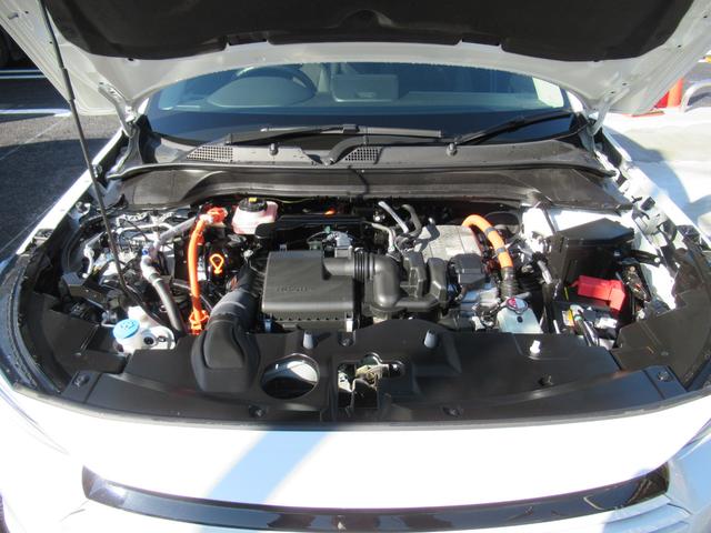 ヴェゼル ｅ：ＨＥＶ　Ｚ　衝突被害軽減ブレーキ　ＡＣＣ　ドラレコ　純正メモリーナビ　Ｂカメラ　フルセグＴＶ　ＵＳＢ入力端子　Ｂｌｕｅｔｏｏｔｈ　純正ＡＷ　ＬＥＤ　Ｓヒーター　Ｐテールゲート　ＥＴＣ２．０　１オーナー　禁煙車（20枚目）