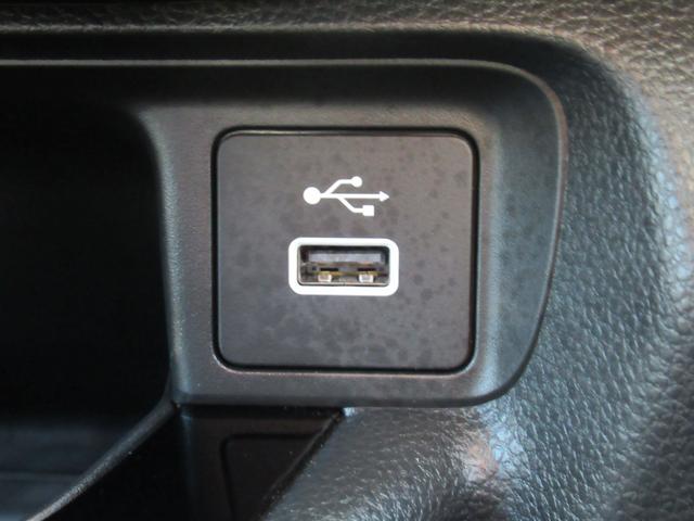 ヴェゼル ｅ：ＨＥＶ　Ｚ　衝突被害軽減ブレーキ　ＡＣＣ　ドラレコ　純正メモリーナビ　Ｂカメラ　フルセグＴＶ　ＵＳＢ入力端子　Ｂｌｕｅｔｏｏｔｈ　純正ＡＷ　ＬＥＤ　Ｓヒーター　Ｐテールゲート　ＥＴＣ２．０　１オーナー　禁煙車（48枚目）