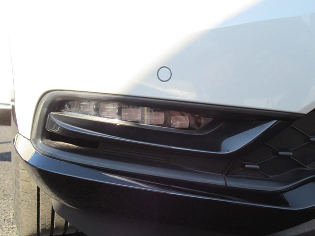 ヴェゼル ｅ：ＨＥＶ　Ｚ　衝突被害軽減ブレーキ　ＡＣＣ　ドラレコ　純正メモリーナビ　Ｂカメラ　フルセグＴＶ　ＵＳＢ入力端子　Ｂｌｕｅｔｏｏｔｈ　純正ＡＷ　ＬＥＤ　Ｓヒーター　Ｐテールゲート　ＥＴＣ２．０　１オーナー　禁煙車（59枚目）