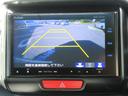バックカメラももちろんついておりますので車庫入れの安心感がアップしますね!