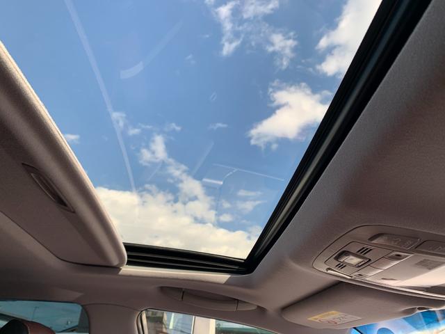 クラウンハイブリッド アスリートＳ　ドライブレコーダー　ＥＴＣ　オートクルーズコントロール　バックカメラ　ナビ　ＴＶ　アルミホイール　ＨＩＤ　サンルーフ　ＣＶＴ　シートヒーター　シートエアコン　スマートキー　電動格納ミラー（29枚目）