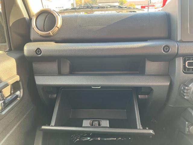 ジムニーノマド FC 4WD クリアランスソナー オートクルーズコントロール レーンアシスト 衝突被害軽減システム オートライト LEDヘッドランプ ヘッドライトウォッシャー アルミホイール スマートキー(10枚目)