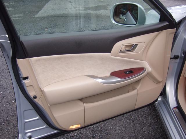 クラウンマジェスタ Cタイプ トヨタプレミアムサウンド イージークローザードア ウッドコンビハンドル 電動コーナーポール ETC クルーズコントロール ナビ TV Bカメラ GOO故障診断済み(44枚目)