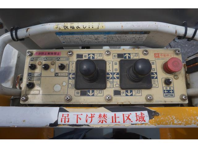 デュトロ 　高所作業車　ＳＥ０８Ｃ　８ｍ高所　ジャッキ自動張り出し　電工　ＦＲＰバケット　バッテリーユニット駆動　左右荷室　架装３０６８時間　常時バックカメラ（21枚目）