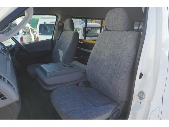 ハイエースコミューター ウェルキャブ　Ｂタイプ　車椅子移動車２台　バッテリー新品　左電動パワースライド　車椅子固定装置２基　ストレッチャー固定バー　座席８人　計１０人乗車　コーナーセンサー（17枚目）