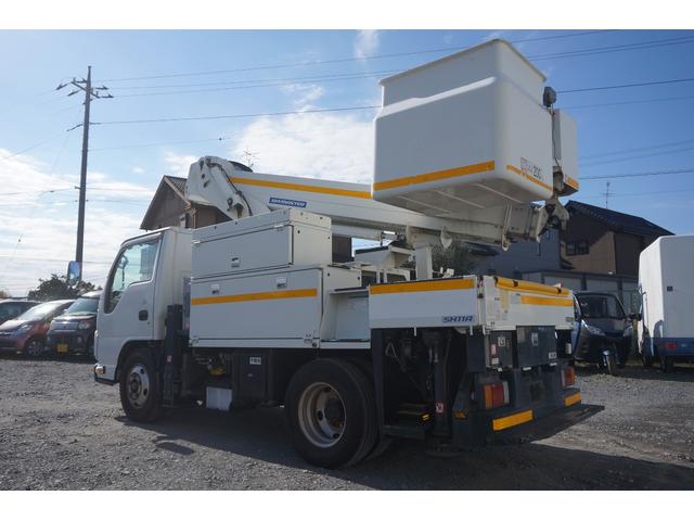 エルフトラック 高所作業車 アイチ製SH11A ジャッキ自動セット ブーム自動格納 架装部1893時間 走行6.9万キロ ETC ナビ TV ジョイスティック 左荷箱 走行6.3万キロ バックカメラ(9枚目)