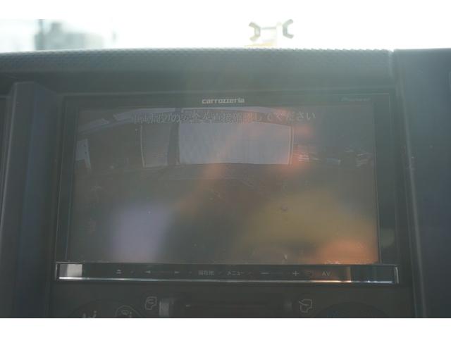 エルフトラック 高所作業車 アイチ製SH11A ジャッキ自動セット ブーム自動格納 架装部1893時間 走行6.9万キロ ETC ナビ TV ジョイスティック 左荷箱 走行6.3万キロ バックカメラ(20枚目)