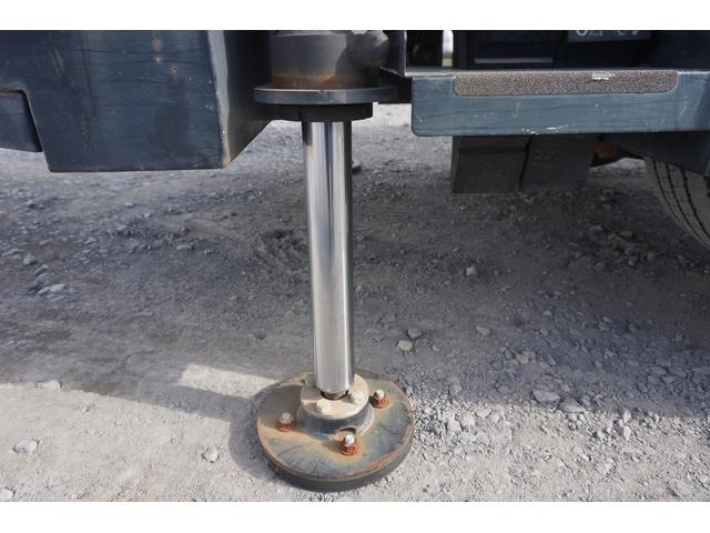 エルフトラック 高所作業車 アイチ製SH11A ジャッキ自動セット ブーム自動格納 架装部1893時間 走行6.9万キロ ETC ナビ TV ジョイスティック 左荷箱 走行6.3万キロ バックカメラ(30枚目)