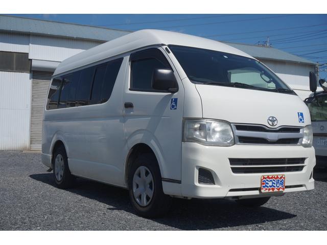 ハイエースバン ウェルキャブ 車椅子移動車 Bタイプ 車椅子固定2台 福祉車両 リアリフト 10人乗車 走行10.2万キロ タイミングチェーン キーレス ガソリン(3枚目)