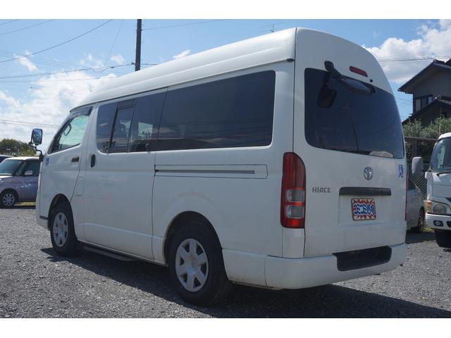 ハイエースバン ウェルキャブ 車椅子移動車 Bタイプ 車椅子固定2台 福祉車両 リアリフト 10人乗車 走行10.2万キロ タイミングチェーン キーレス ガソリン(9枚目)