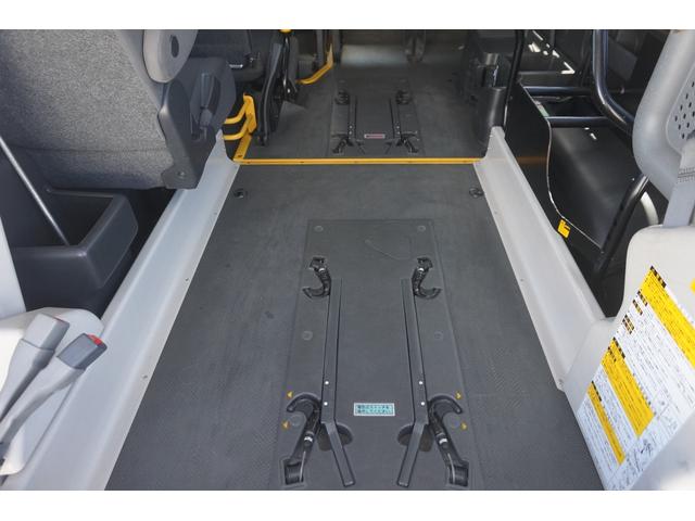 ハイエースバン ウェルキャブ 車椅子移動車 Bタイプ 車椅子固定2台 福祉車両 リアリフト 10人乗車 走行10.2万キロ タイミングチェーン キーレス ガソリン(20枚目)