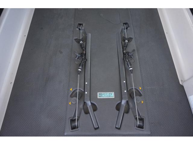 ハイエースバン ウェルキャブ 車椅子移動車 Bタイプ 車椅子固定2台 福祉車両 リアリフト 10人乗車 走行10.2万キロ タイミングチェーン キーレス ガソリン(21枚目)