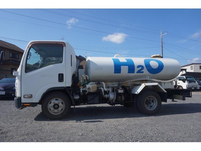 エルフトラック 散水車 4000L 前圧力後重力散水 走行2.6万キロ 6速MT 極東製LH04-302R 車両総重量7.295キロ 準中型免許(6枚目)