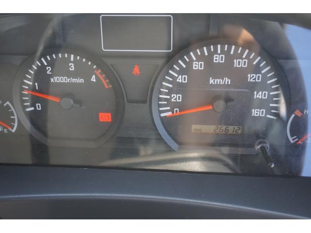 エルフトラック 散水車 4000L 前圧力後重力散水 走行2.6万キロ 6速MT 極東製LH04-302R 車両総重量7.295キロ 準中型免許(16枚目)