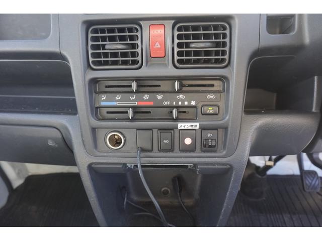 キャリイトラック 　高所作業車　アイチ製ＳＣ０５ＡＲＮ　５．４ｍ　２駆４駆切り替え　５速　ナビ　ＴＶ　常時バックカメラ　ＥＴＣ　走行４．４万キロ　Ｂｌｕｅｔｏｏｔｈ　コーナーセンサー（18枚目）