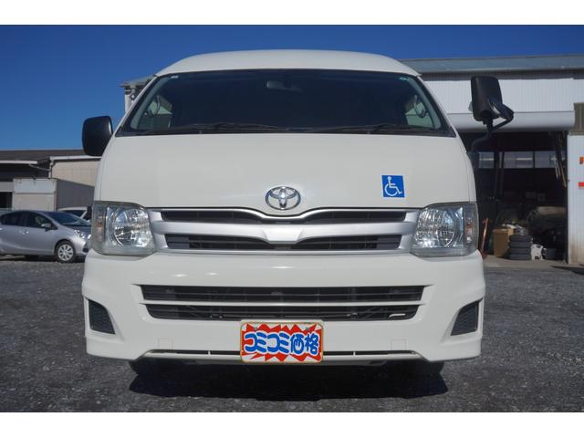 レジアスエースコミューター ウェルキャブ　車椅子固定装置　Ｄタイプ　車椅子４台積み　リアリフト　ディーゼル車　９人乗車　走行７．３万キロ　ＮＯＸＰＭ適合　軽油（4枚目）