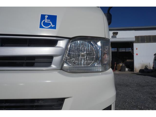 レジアスエースコミューター ウェルキャブ　車椅子固定装置　Ｄタイプ　車椅子４台積み　リアリフト　ディーゼル車　９人乗車　走行７．３万キロ　ＮＯＸＰＭ適合　軽油（37枚目）