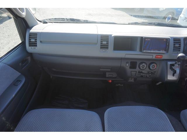 ���O�����X�X�^�b�t�ɂăN���[�j���O�ς݂ł������܂��I