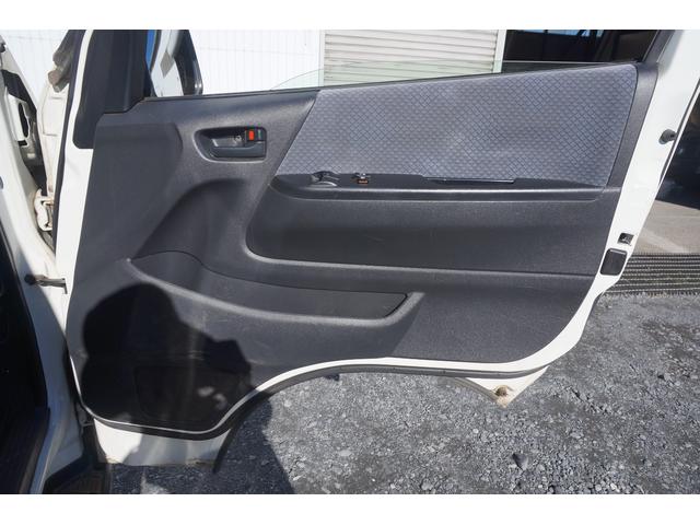 �ő�P�Q�O��I�I�[�g���[������舵���Ă���܂��B�R���̓��[���܂��͂e�`�w������΂����X�����������R���\�ł��I