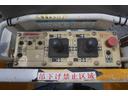 　高所作業車　ＳＥ０８Ｃ　８ｍ高所　ジャッキ自動張り出し　電工　ＦＲＰバケット　バッテリーユニット駆動　左右荷室　架装３０６８時間　常時バックカメラ（21枚目）
