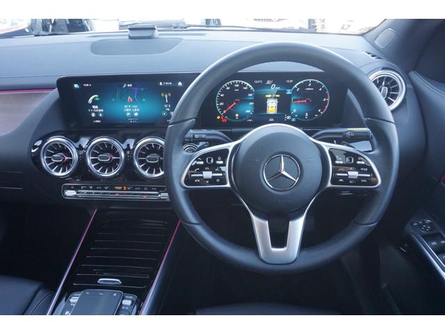 ＧＬＡ２００ｄ　４Ｍ　　ＡＭＧレザエクスクルーシブＰ　ワンオーナー　レーダーセーフティＰ　フルセグ　３６０カメラ　クロレザー　シートヒーター　純正ドラレコ前後　パワーテールゲート　置くだけ充電　ＬＥＤライト　パークトロニック　パワーシート　ＥＴＣ(14枚目)