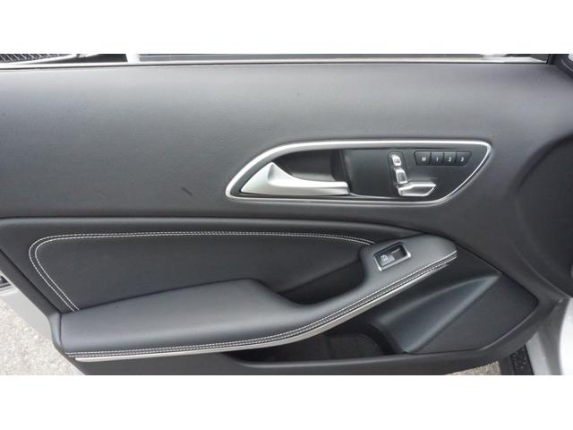 ＧＬＡクラス ＧＬＡ１８０　ワンオーナー　純正ナビ　フルセグ　バックカメラ　クロレザー　シートヒーター　ＥＴＣ　ＢＳＭ　パワーゲート　パークトロニック　ドラレコ　アンビエントライト　クルコン　ドアバイザー（36枚目）