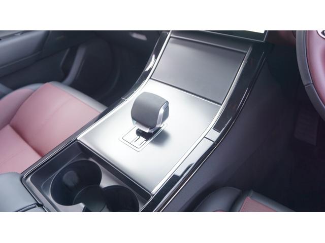 レンジローバーヴェラール ダイナミック　ＨＳＥ　Ｄ２００エアサス装着車　ワンオーナー　３６０カメラ　メリディアン　レザーシート　エア＆シートヒーター　ＥＴＣ２．０　純正ドラレコ前後　パーキングエイド　ドライバーアシスタンス　ＢＳＭ　パワーゲート　ブラックパック（27枚目）