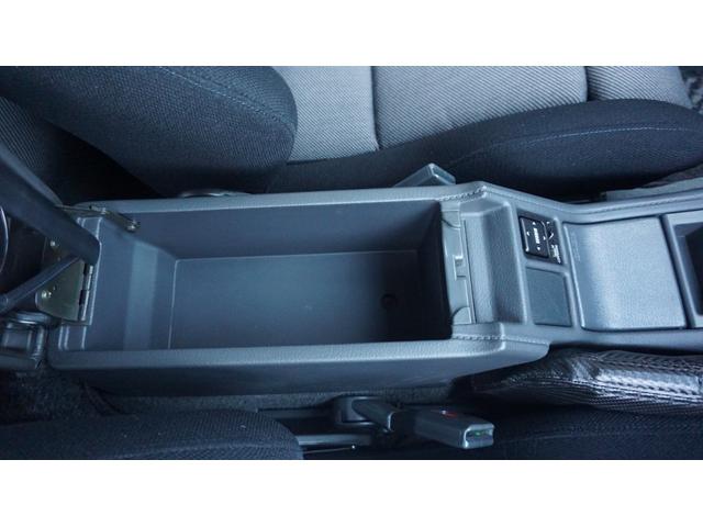 スープラ ２．５ＧＴツインターボＲ　ナビ　純正レカロシート　純正ＭＯＭＯステアリング　ＥＴＣ　電格ミラー　ＨＫＳマフラー　ボルクレーシング１７ＡＷ　ドラレコ前後（37枚目）