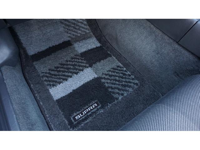 スープラ ２．５ＧＴツインターボＲ　ナビ　純正レカロシート　純正ＭＯＭＯステアリング　ＥＴＣ　電格ミラー　ＨＫＳマフラー　ボルクレーシング１７ＡＷ　ドラレコ前後（41枚目）