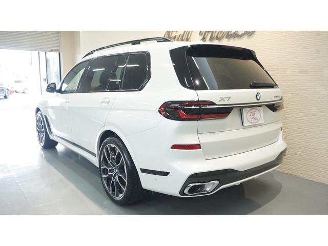 Ｘ７ ｘＤｒｉｖｅ　４０ｄ　Ｍスポーツ　フルセグ　３６０カメラ　クロレザー　エア＆シートヒーター　ステアヒーター　マッサージ付　温冷カップフォルダ　純正ドラレコ前後　ＰＤＣ　ＢＳＭ　レーンキープ　アンビエント　エアサス　ワイヤレスチャージ（14枚目）