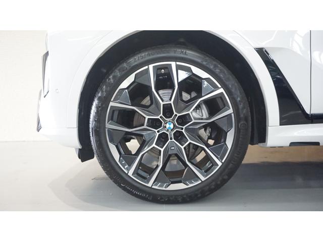Ｘ７ ｘＤｒｉｖｅ　４０ｄ　Ｍスポーツ　フルセグ　３６０カメラ　クロレザー　エア＆シートヒーター　ステアヒーター　マッサージ付　温冷カップフォルダ　純正ドラレコ前後　ＰＤＣ　ＢＳＭ　レーンキープ　アンビエント　エアサス　ワイヤレスチャージ（18枚目）