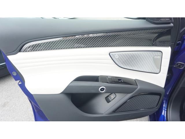 グレカーレ モデナ　フルセグ　３６０カメラ　クリームレザー　エア＆シートヒーター　ステアヒーター　ＳＦサウンド　テックアシスタントＰ　イエローキャリパー　カーボンマクロトウィル　サンルーフ　エアサス　スポーツペダル（36枚目）