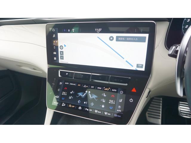 グレカーレ モデナ　フルセグ　３６０カメラ　クリームレザー　エア＆シートヒーター　ステアヒーター　ＳＦサウンド　テックアシスタントＰ　イエローキャリパー　カーボンマクロトウィル　サンルーフ　エアサス　スポーツペダル（37枚目）