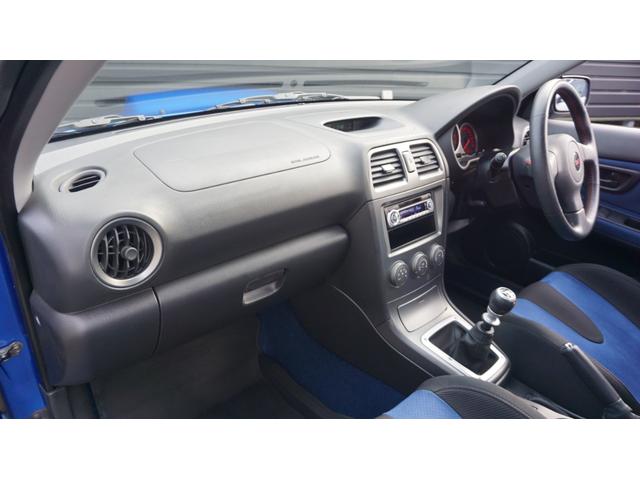 インプレッサ WRX STIスペックC V LTD2005 ワンオーナー 350台限定 ケンウッドMD キーレス ブレンボ 専用ホワイトホイール リアオーナメント(26枚目)