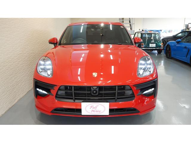 マカン マカンＧＴＳ　スポーツクロノ　純正ナビ　３６０カメラ　エントリードライブ　プライバシーガラス　クロレザー　シートヒーター　レーンアシスト　カラークレスト　パークアシスト　スポーツエグゾースト　ＲＳスパイダー２０ＡＷ（11枚目）