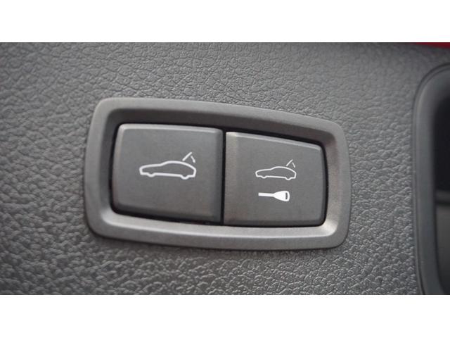 マカン マカンＧＴＳ　スポーツクロノ　純正ナビ　３６０カメラ　エントリードライブ　プライバシーガラス　クロレザー　シートヒーター　レーンアシスト　カラークレスト　パークアシスト　スポーツエグゾースト　ＲＳスパイダー２０ＡＷ（31枚目）