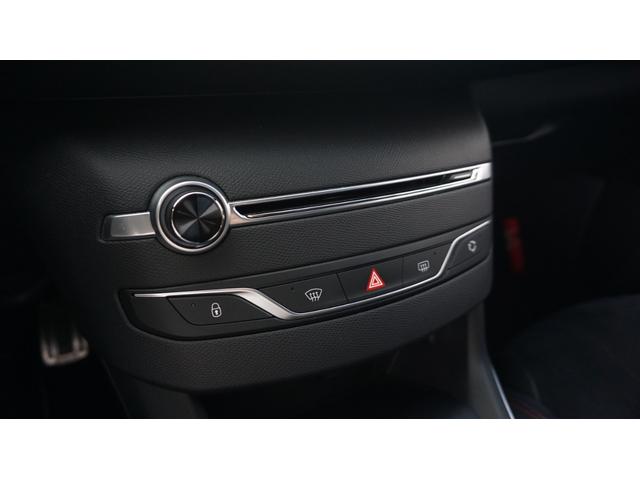 308 GTi byプジョースポール 純正ナビ フルセグ バックカメラ クロハーフレザー インテリジェントハイビーム クルコン BSM レーンアシスト DENONサウンド パーキングアシスタンス ETC リアモニター(44枚目)