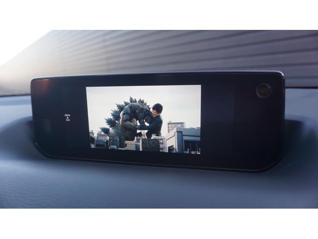 ＭＸ－３０ロータリーＥＶ エディションＲ　純正ナビ　フルセグ　３６０カメラ　ＡＣ１５００Ｗ　ＢＯＳＥサウンド　パーキングセンサー　レーンキープ　スマートブレーキ　ＢＳＭ　ＥＴＣ　ＨＤＭＩ　ハーフレザー　シートヒーター　ステアヒーター（4枚目）