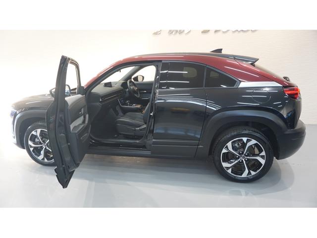 ＭＸ－３０ロータリーＥＶ エディションＲ　純正ナビ　フルセグ　３６０カメラ　ＡＣ１５００Ｗ　ＢＯＳＥサウンド　パーキングセンサー　レーンキープ　スマートブレーキ　ＢＳＭ　ＥＴＣ　ＨＤＭＩ　ハーフレザー　シートヒーター　ステアヒーター（15枚目）