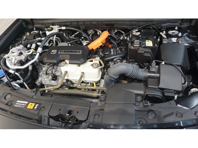 ＭＸ－３０ロータリーＥＶ エディションＲ　純正ナビ　フルセグ　３６０カメラ　ＡＣ１５００Ｗ　ＢＯＳＥサウンド　パーキングセンサー　レーンキープ　スマートブレーキ　ＢＳＭ　ＥＴＣ　ＨＤＭＩ　ハーフレザー　シートヒーター　ステアヒーター（20枚目）