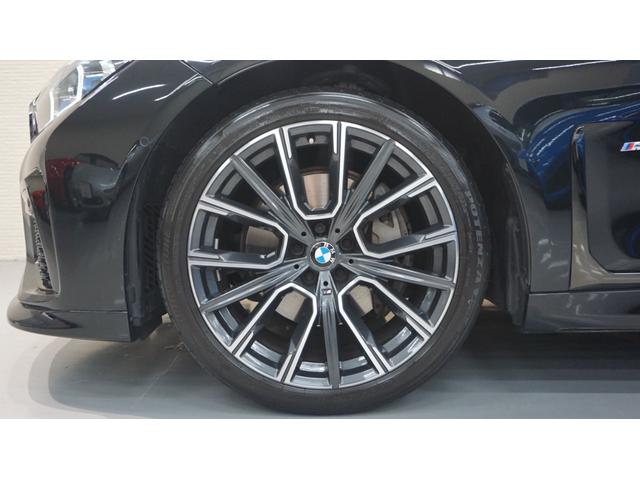７シリーズ ７４０ｄ　ｘＤｒｉｖｅ　Ｍスポーツ　純正ナビ　フルセグ　３６０カメラ　ハーマンカードン　ドラレコ前後　レザーシート　エア＆シートヒーター　パワートランク　ワイヤレスチャージ　ＨＵＤ　ＢＳＭ　レーンアシスト　ステアアシスト　ドアバイザー（21枚目）
