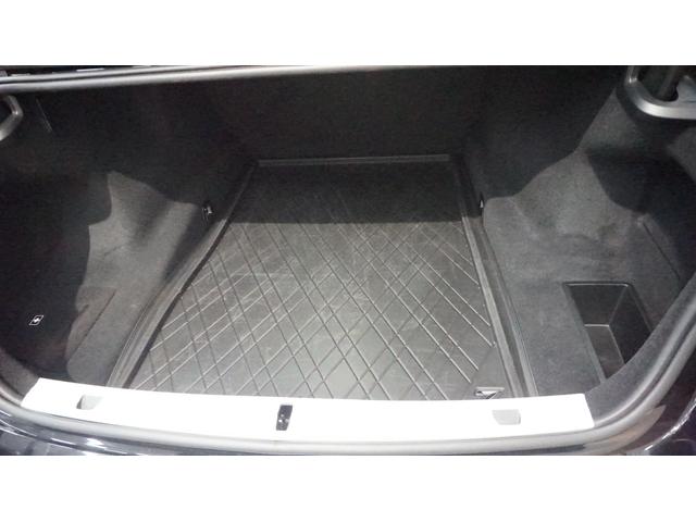 ７シリーズ ７４０ｄ　ｘＤｒｉｖｅ　Ｍスポーツ　純正ナビ　フルセグ　３６０カメラ　ハーマンカードン　ドラレコ前後　レザーシート　エア＆シートヒーター　パワートランク　ワイヤレスチャージ　ＨＵＤ　ＢＳＭ　レーンアシスト　ステアアシスト　ドアバイザー（30枚目）