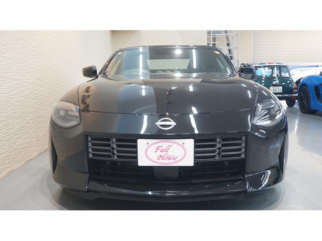 フェアレディＺ バージョンＳＴ　ワンオーナー　純正ナビ　フルセグ　バックカメラ　純正ドラレコ　ＢＯＳＥサウンド　ハーフレザー　シートヒーター　ＥＴＣ２．０　前後ソナー（8枚目）